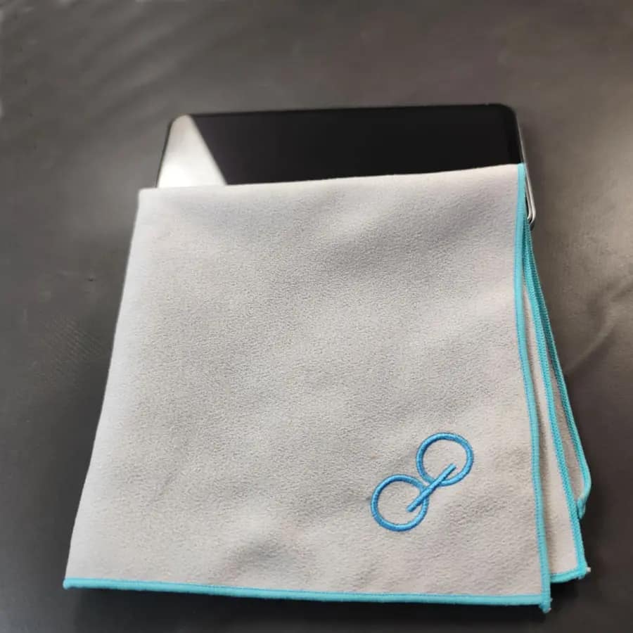 Microfibra personalizada con hot stamping